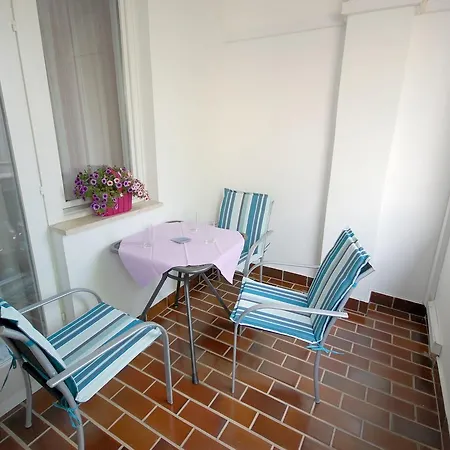 Lägenhet Mezlar By El-pi Tours *