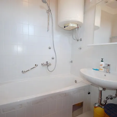 Mezlar By El-pi Tours