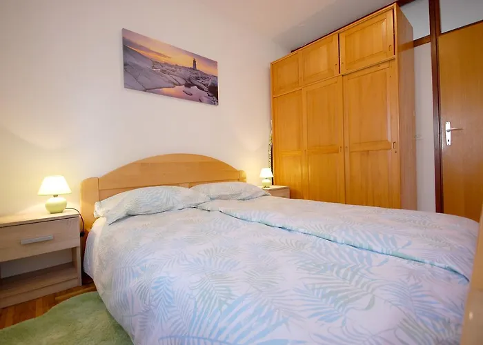 Mezlar By El-pi Tours